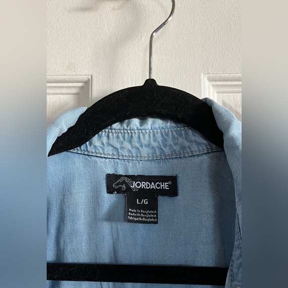 Denim (Chambray) sleeveless shirt dress - Picture 5 of 6